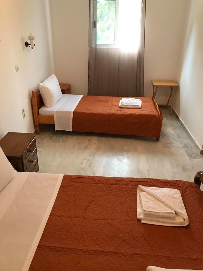 Kessaris Apartments Chrani Esterno foto